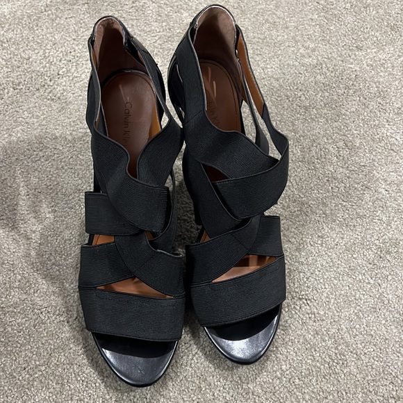 CLOSEOUT Calvin Klein strappy sandal - Picture 2 of 5